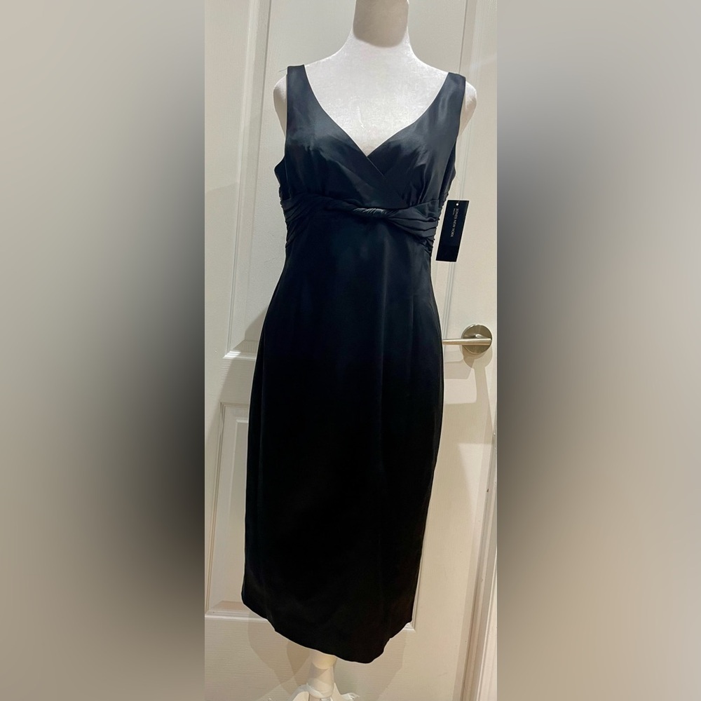 Jones New York, designed with a sophisticated and elegant silhouette.